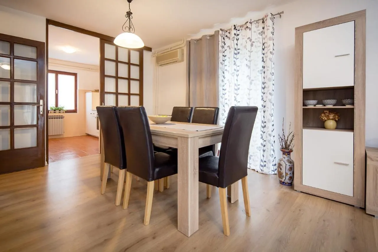 Holiday House Casa Maria Rovinj 0*,  Croatia